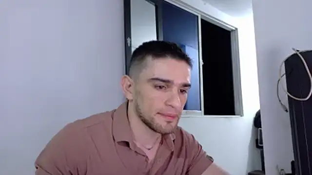 Snapshot of Sexy_Alejandro_ chatting on November 27, 3:29 am Sexy Alejandro online show from November 27, 3:29 am