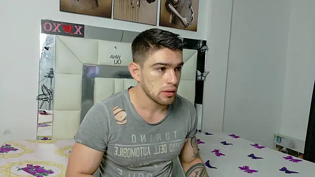 Sexy Alejandro  online show from March 18, 11:00 am