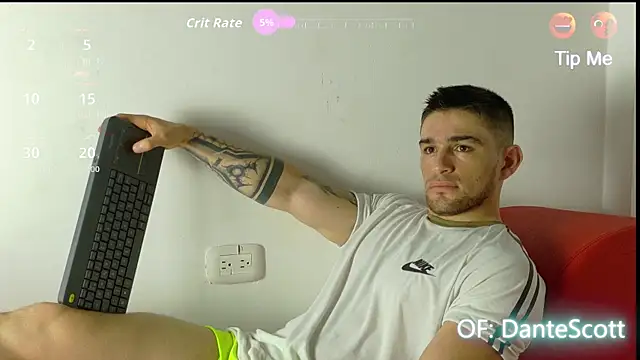 Sexy Alejandro  online show from December 17, 11:37 am