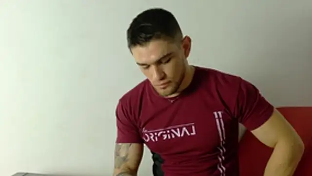 Sexy Alejandro  online show from December 19, 11:56 am