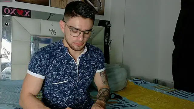 Sexy Alejandro  online show from February 19, 11:17 am