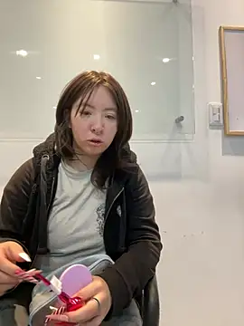 Snapshot of Kailin_darck1 chatting on December 16, 12:06 pm Kailin darck1 online show from December 16, 12:06 pm