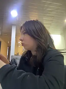 Snapshot of Kailin_darck1 chatting on December 19, 5:18 pm Kailin darck1 online show from December 19, 5:18 pm