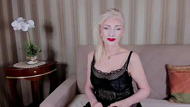 Rita Farel online show from December 20, 8:44 pm