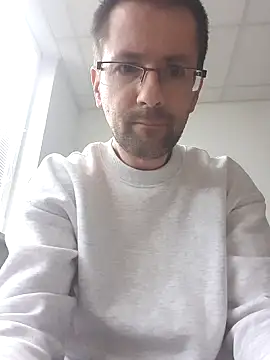 riskybusiness9090 online show from March 28, 3:02 pm