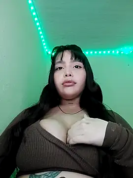 jacksyangeel2 online show from April 17, 9:45 am