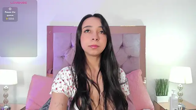 melanie hills online show from November 5, 11:24 am