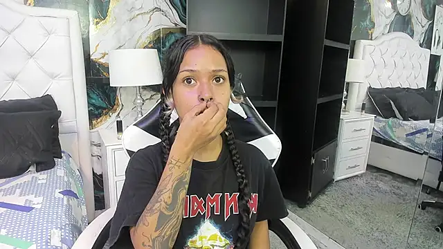 Snapshot of rave_connor chatting on November 3, 6:55 pm rave connor online show from November 3, 6:55 pm