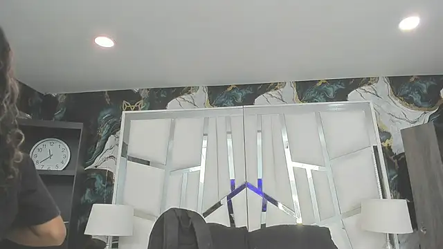 rave connor online show from March 24, 6:52 pm