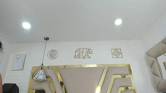 rave connor online show from April 14, 6:57 pm