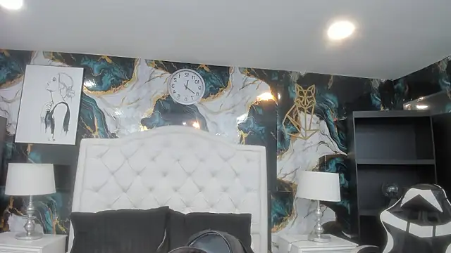 rave connor online show from February 13, 7:25 pm