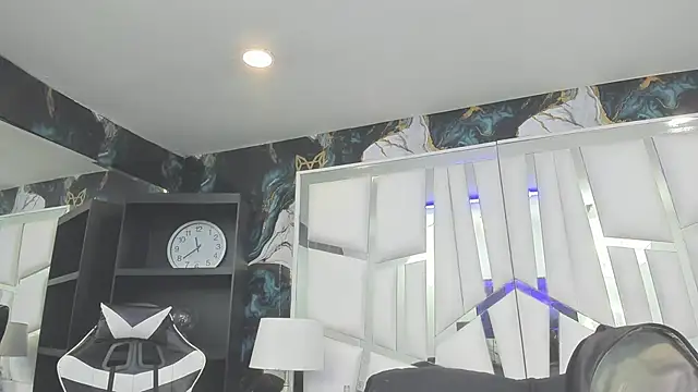 rave connor online show from March 21, 7:18 pm