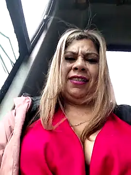 Laura-Hernandez online show from November 26, 3:12 pm