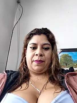 Laura-Hernandez online show from November 24, 3:12 pm
