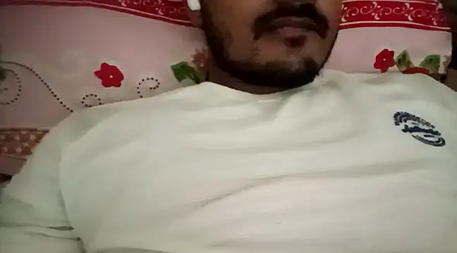 Bigcocks01 online show from December 31, 6:02 pm