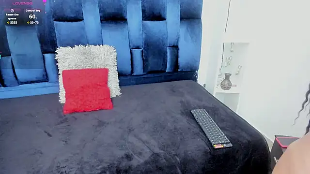 Stefyrossy online show from April 10, 2:46 pm