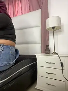 Stefyrossy online show from March 23, 1:11 pm