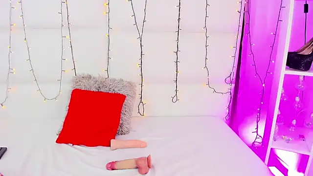 Stefyrossy online show from March 4, 3:20 pm