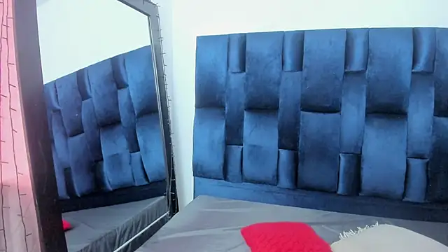 Stefyrossy online show from April 8, 2:07 pm