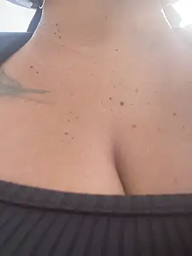 Snapshot of Stefyrossy chatting on July 9, 2:05 pm Stefyrossy online show from July 9, 2:05 pm