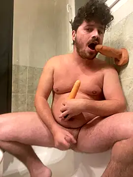 Snapshot of frenchboy9711 chatting on October 25, 10:21 pm frenchboy9711 online show from October 25, 10:21 pm