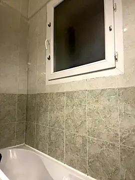 frenchboy9711 online show from January 8, 11:33 pm