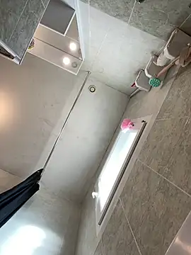 Snapshot of frenchboy9711 chatting on March 7, 4:00 pm frenchboy9711 online show from March 7, 4:00 pm