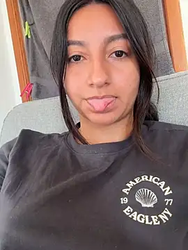 aly golden  online show from July 2, 7:14 am