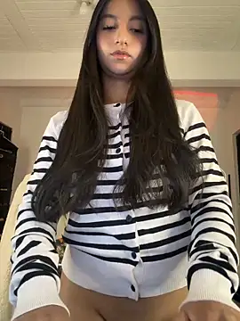 aly golden  online show from May 20, 12:29 am