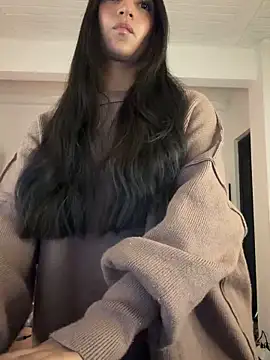 aly golden  online show from May 22, 7:17 am
