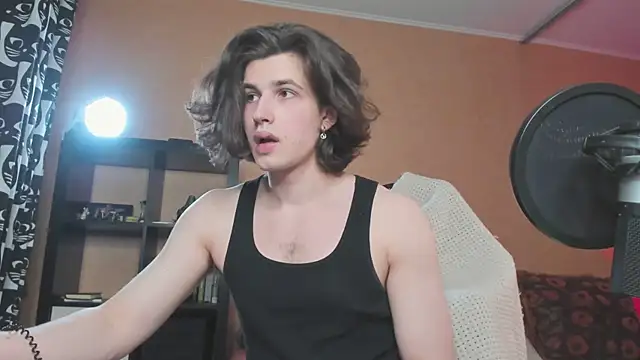 Snapshot of daddyMarty420 chatting on November 29, 11:10 am daddyMarty420 online show from November 29, 11:10 am