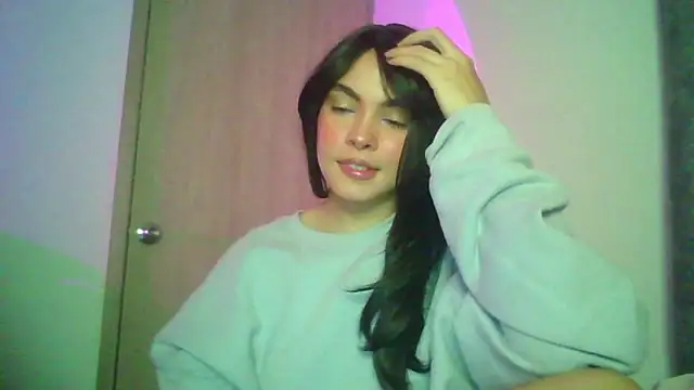 Kiri Cutee online show from October 10, 4:35 am