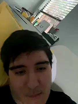 Yann 18 online show from October 14, 11:36 pm