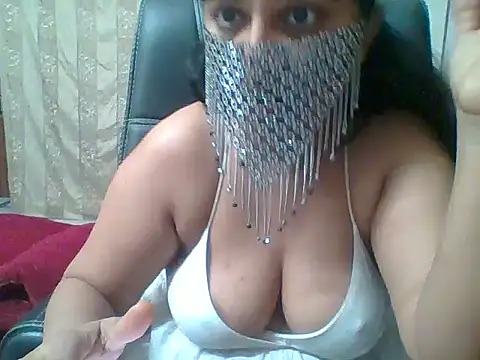 Snapshot of kamayanisingh24 chatting on January 25, 3:41 pm kamayanisingh24 online show from January 25, 3:41 pm