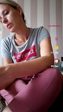 Snapshot of YourJuliena chatting on July 3, 7:26 am YourJuliena online show from July 3, 7:26 am