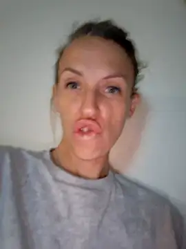 YourJuliena online show from February 22, 9:56 am