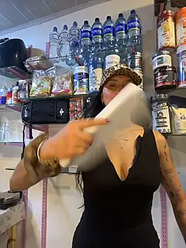 Valentina cartier online show from April 3, 11:00 pm