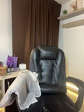 Valentina cartier online show from April 9, 12:34 am