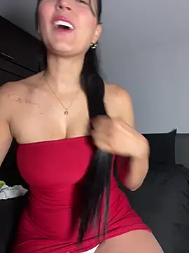 Snapshot of Valentina_cartier chatting on February 19, 12:14 am Valentina cartier online show from February 19, 12:14 am