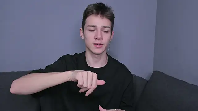 Viego Pattel online show from December 4, 12:26 pm