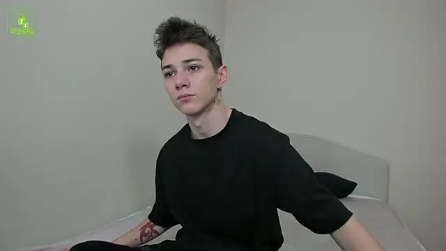 Viego Pattel online show from November 30, 5:25 pm