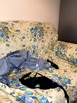 Snapshot of Porcella96 chatting on September 9, 9:35 pm Porcella96 online show from September 9, 9:35 pm