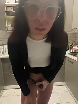 Snapshot of Porcella96 chatting on January 23, 9:18 pm Porcella96 online show from January 23, 9:18 pm