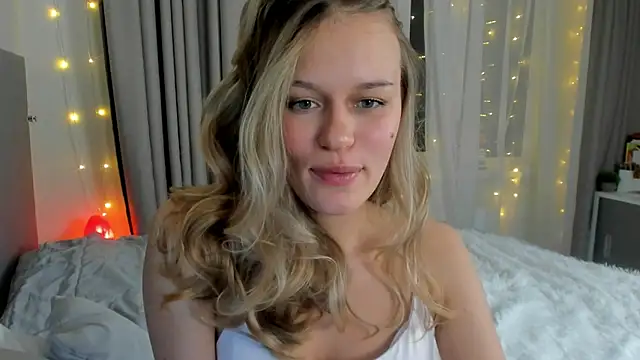 BritneyRoot online show from December 5, 11:56 pm