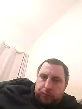 Snapshot of HE-M123 chatting on December 24, 9:55 pm HE-M123 online show from December 24, 9:55 pm