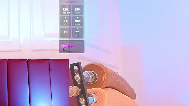 Luna monroe  online show from March 8, 5:27 pm