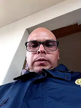 Camilo-31RI online show from April 17, 6:00 pm