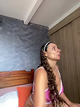 MafeeRoss online show from March 11, 7:19 pm