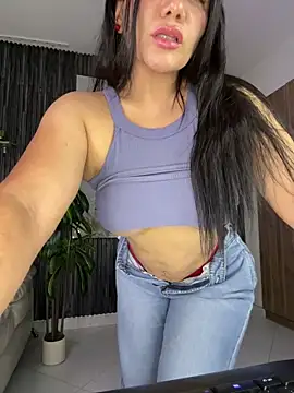 Snapshot of Abril10_ chatting on May 26, 3:32 pm Abril10 online show from May 26, 3:32 pm