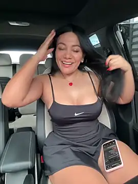 Snapshot of Abril10_ chatting on November 24, 5:02 pm Abril10 online show from November 24, 5:02 pm